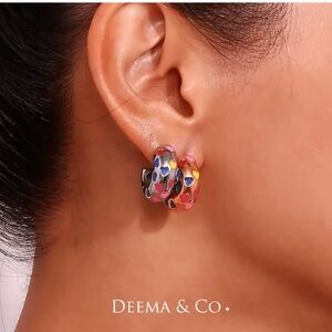 Enamel Embossed Hearts Mini Naga Hoops